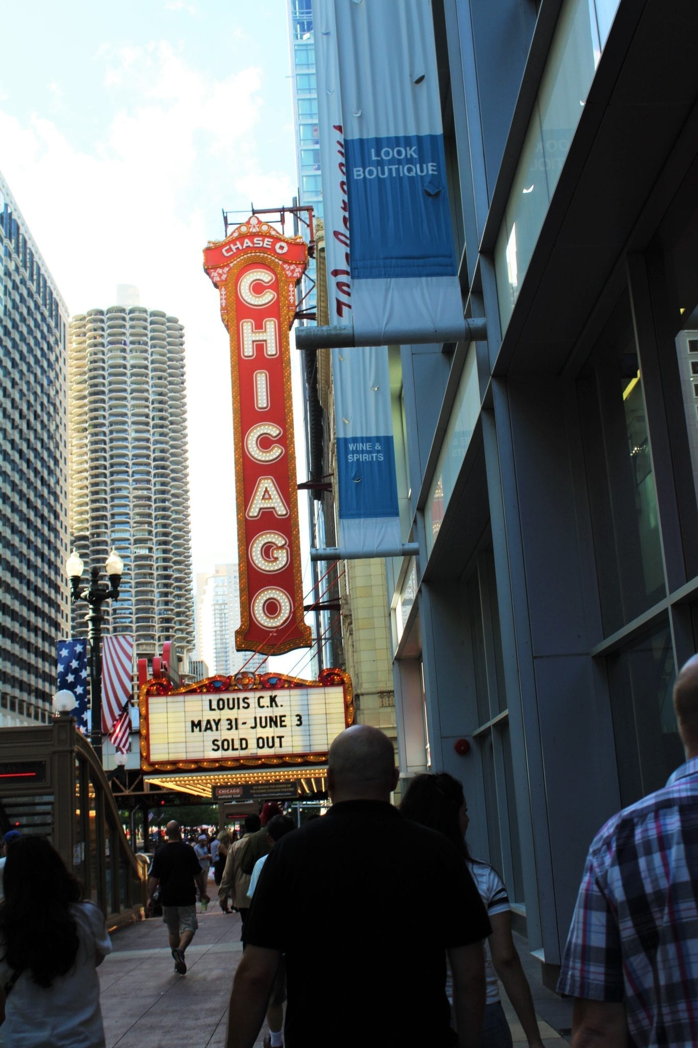 Chicago Theater // 7 Chicago Spots You've Got To Visit