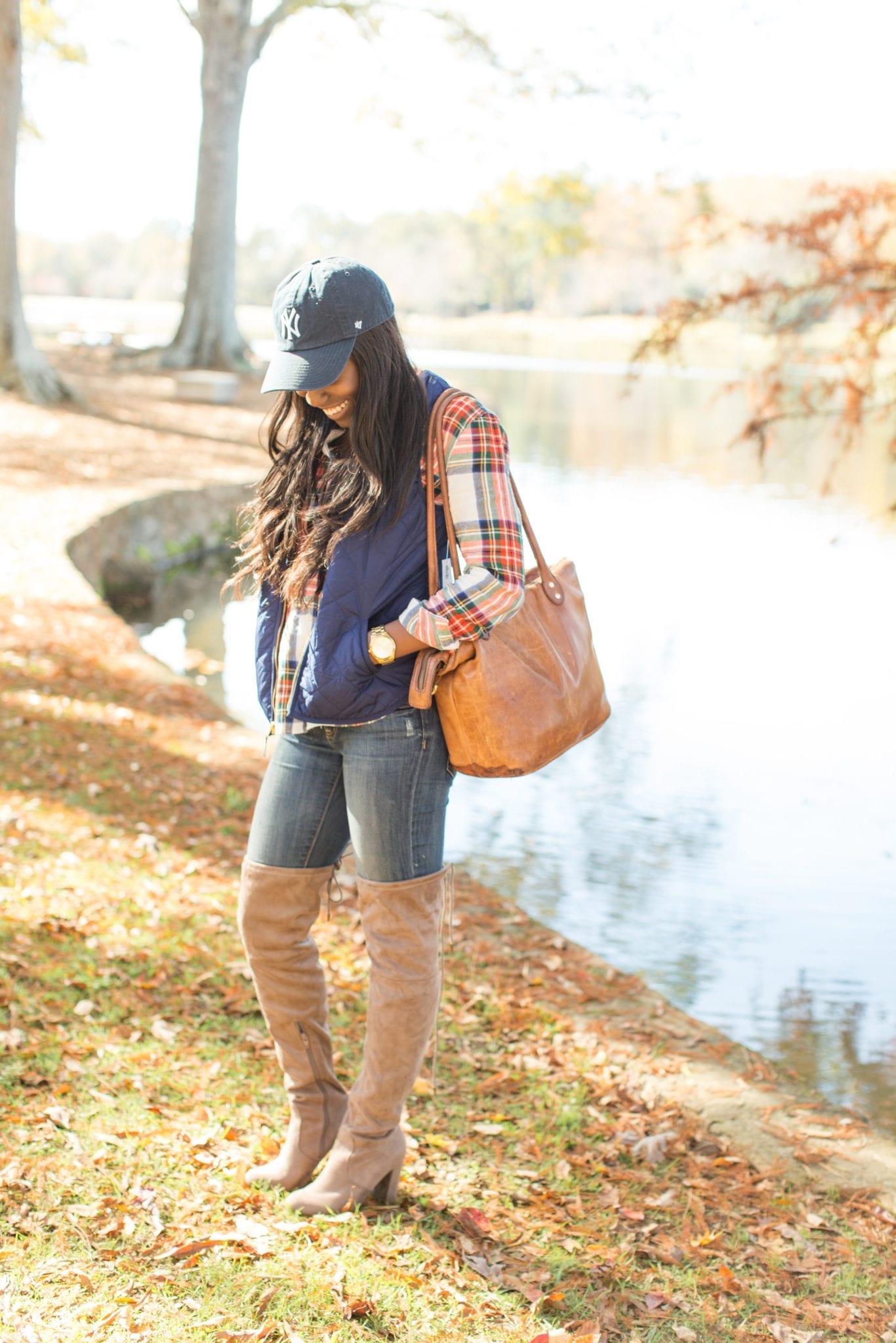 Wondering what to wear for thanksgiving this year? I'm partnering with Old Navy to share my favorite casual outfit ideas! Check out these looks on the blog! // Shot at Furman Univeristy by Southern Fashion + Lifestlye Blogger, GoodTomiCha