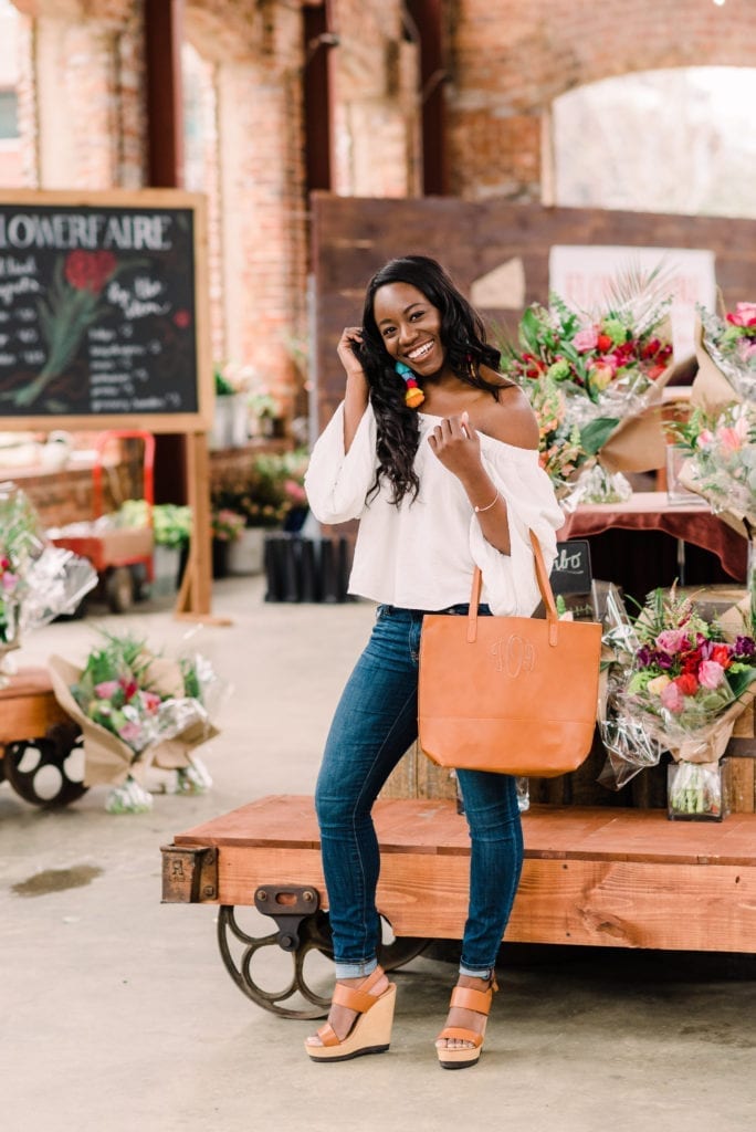 Top black fashion blogger, Tomi Obebe, shares her must-have items for Spring! Based in Greenville, South Carolina, this southern blogger features fashion and lifestyle tips weekly on her blog. 