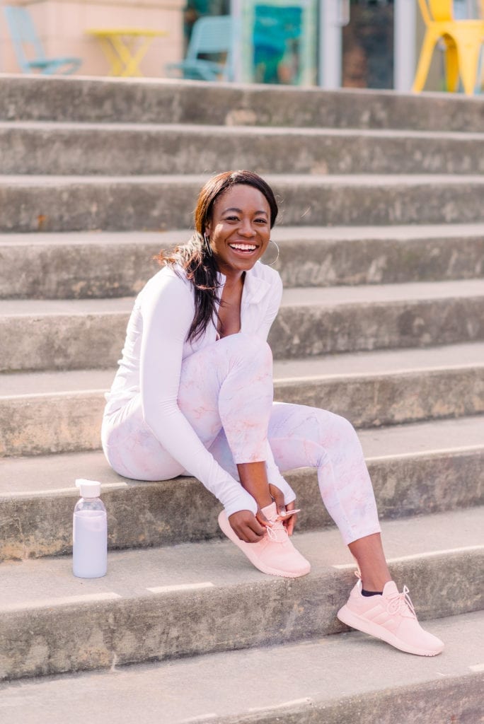 Southern fashion blogger GoodTomiCha shares her favorite places to find affordable workout wear. We can't all afford Lululemon leggings! Cheap doesn't have to mean horrible quality. I've listed my 7 favorite retailers for workout wear on the blog!