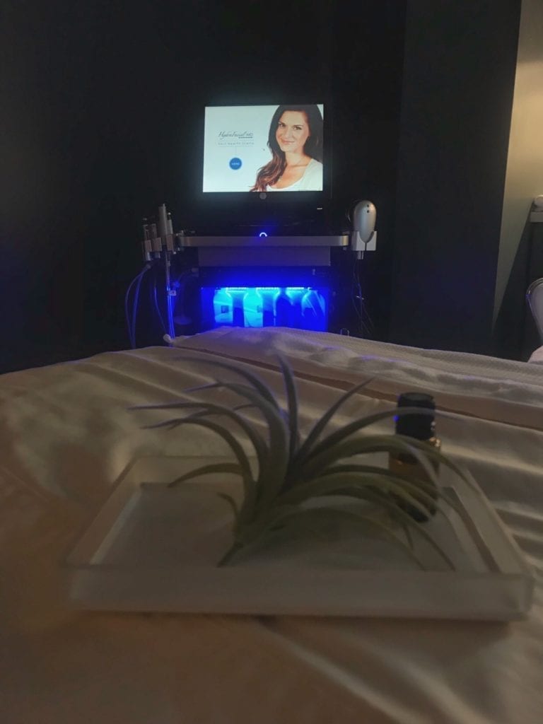The Hydrafacial is supposed to be one of the most effective facials for acne. I'm sharing my experience at Organic Tan Face and Body in Greenville, SC, my results, and if it's worth it on the blog!