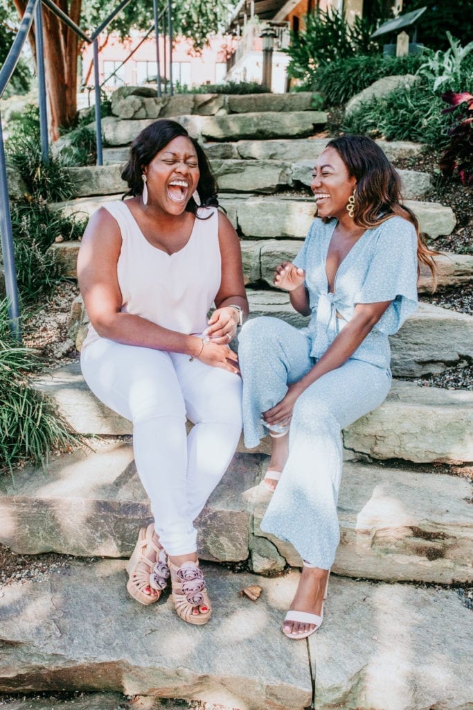 Big sisters are best friends since birth, they always keep you laughing! I'm sharing 5 lessons my sister has taught me on the blog.