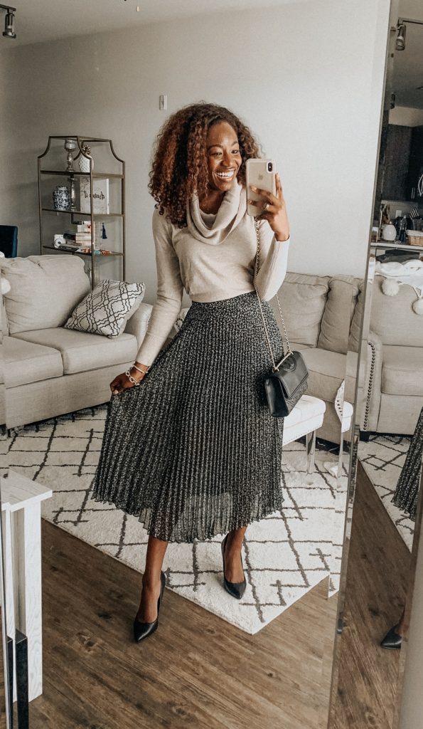how to style midi skirts for fall and winter | how to style midi skirts for cold weather | Charlotte fashion and lifestyle blogger, goodtomicha |