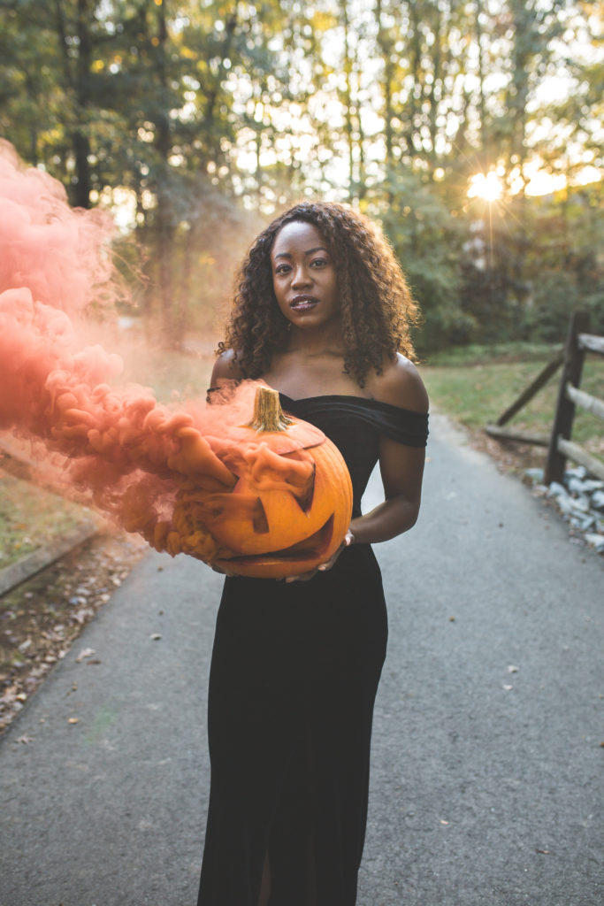 October themed photoshoot | Smoke bomb pumpkin ideas