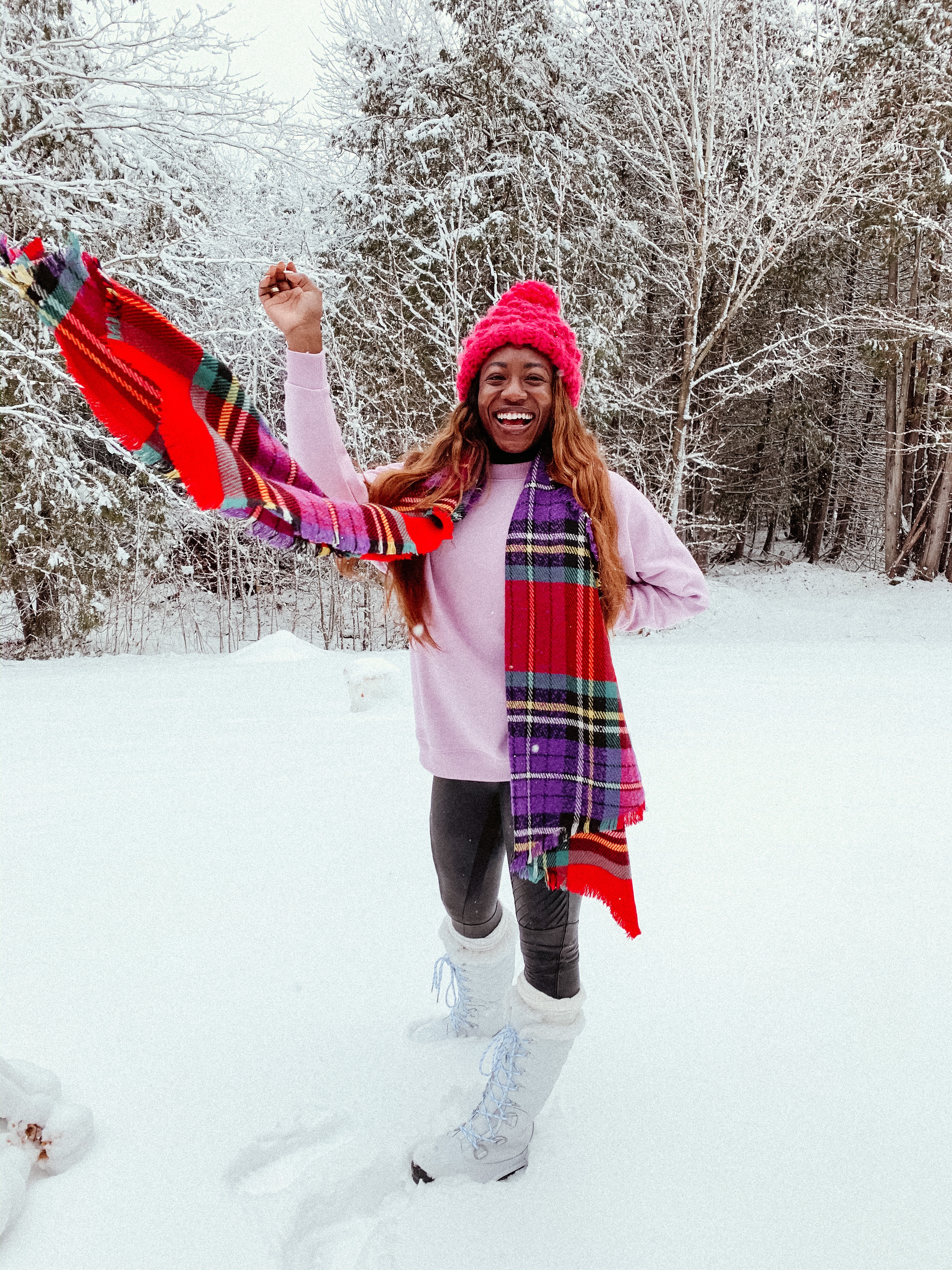 What to wear in Canada during the winter- Full Trip Guide on the blog [goodtomicha.com]
