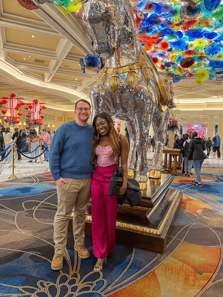 picture of woman and man in las vegas hotel