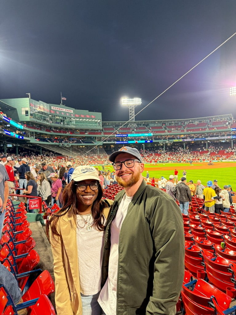 attend a game at fenway park and cheer on the boston red sox | Things to Do in Boston on GoodTomiCha.com
